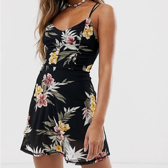 NWT Volcom Slushy Hour dress Size 6 - Picture 5 of 10